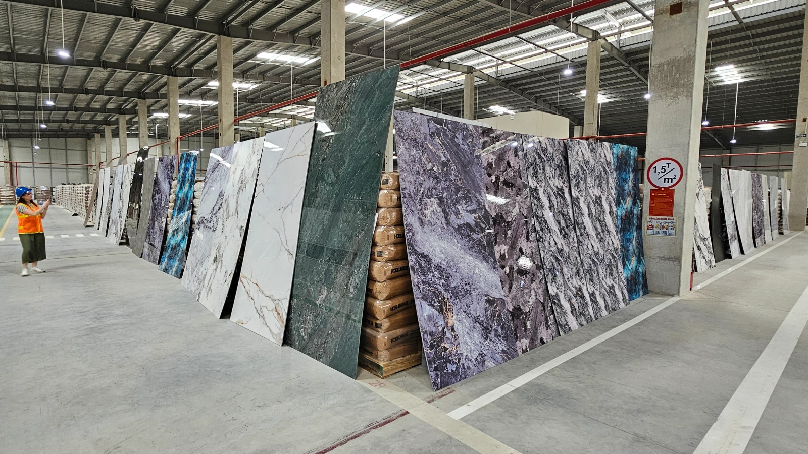 Preview of a stylish SPC shower panel installation